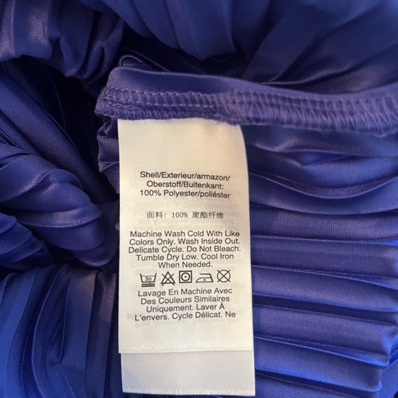 DKNY size 8 - Picture 7 of 10